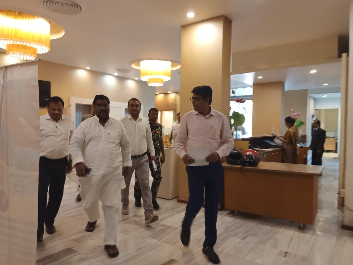 PRD_Bihar's tweet photo. राज्य स्तरीय परामर्श-सह-योजना कार्यशाला क��� संबोधित करते श्री मुरारी प्रसाद गौतम, मंत्री, पंचायती राज विभाग, बिहार सरकार।
@IPRD_Bihar 
@JJHM
@murarigautammla 
@RanjitIAS  
@mopr_goi
@waterforpeople
#BiharPanchayatiRajDept
#JJHM
#waterforpeople https://t.co/NWFzSu0w1P