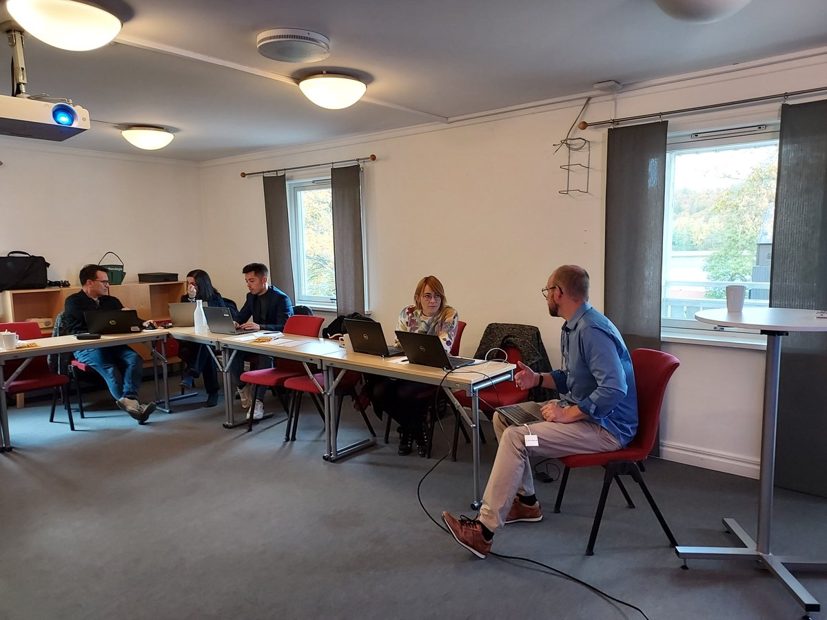 e-ManTRA project tweet media