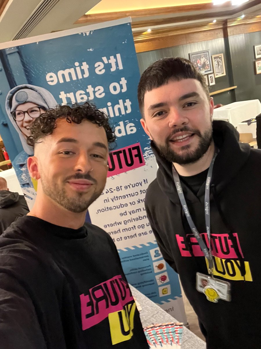 Who’s got that colourful stand at the Manchester Jobs Fair today? 👀 

🗨️Come and chat with our FutureYou team at the Old Trafford Stadium between 10-1pm and learn about how we work with partners and employers to help young people progress into education, training, or employment.