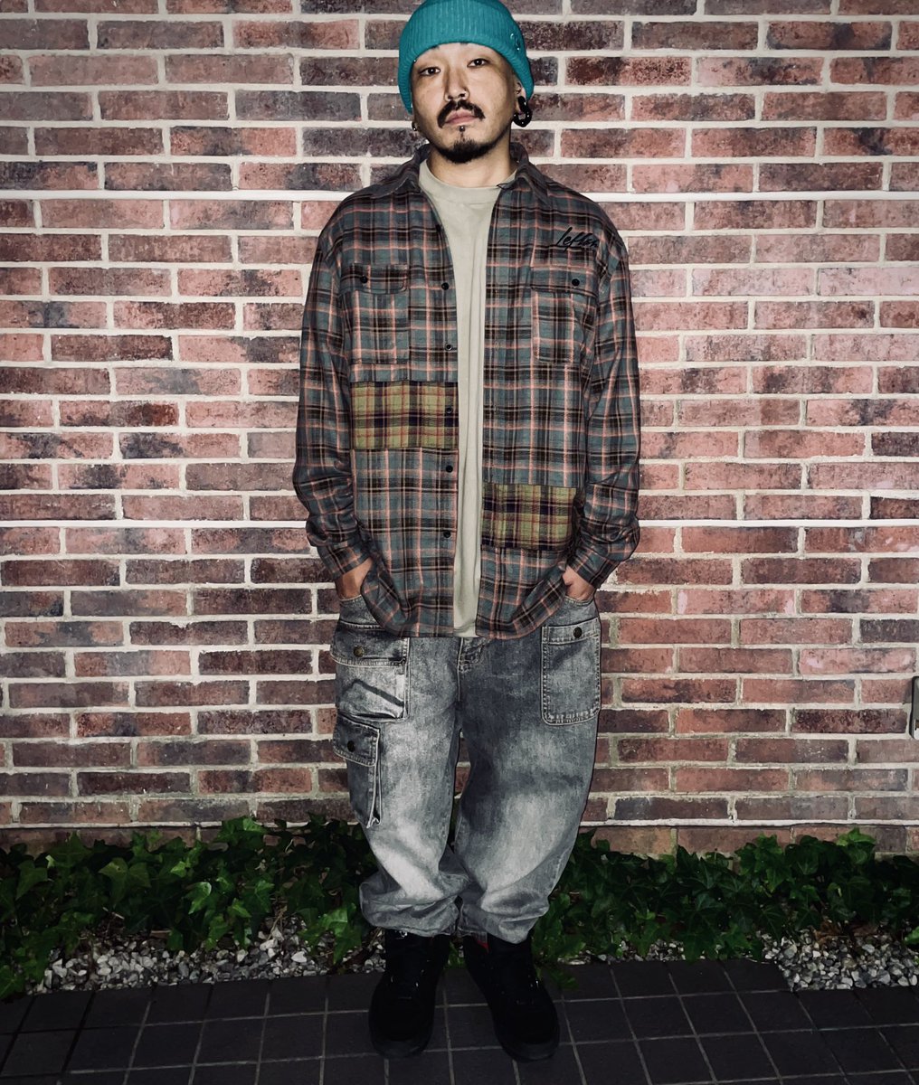 LEFLAH_PARCEE's tweet photo. switched check shirts 👔

on sale at each store‼︎

#LEFLAH
#レフラー https://t.co/vJXphOt6jO