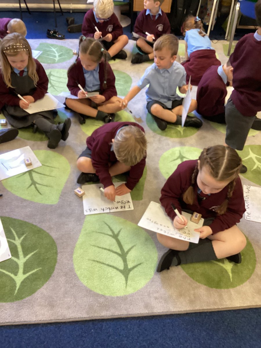 CharlesPrimary1's tweet photo. This morning Year 1 are being sentence superstars, creating their own fabulous sentences about the witch from our story Rapunzel. We are focusing on our -tch spelling this morning. We are making sure we’re using finger spaces and full stops. #StChWriters #StChEnglish https://t.co/O5iaDSLUH3