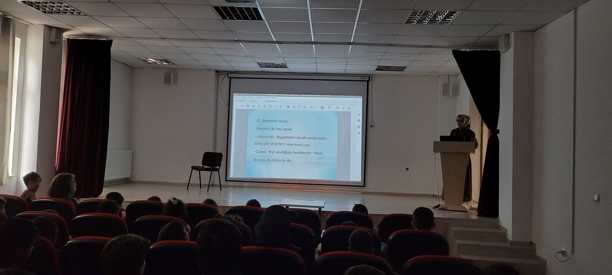 #DeğerleriyleBingöl
Yayladere ortaokulu değerler eğitimi peygamber sevgisi ve peygamberin çocuk sevgisi konulu seminer etkinliğimiz.

<a href="/bingolmem/">Bingöl MEM</a> <a href="/arge_mem/">Bingöl Mem Arge</a> <a href="/halilyucel6060/">Halil YÜCEL</a>