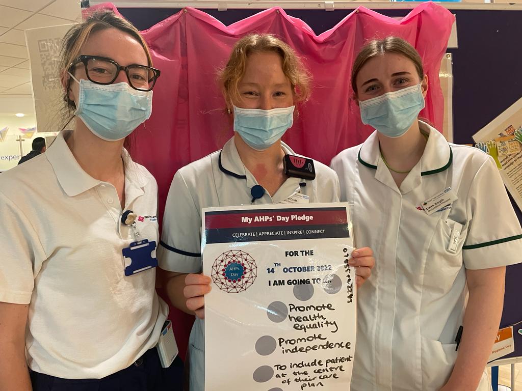 RFTherapyServices (@rftherapyteam) on Twitter photo We are celebrating #AHPsDay2022 We have a brilliant team <a href="/RoyalFreeNHS/">Royal Free London</a> and are SO proud of the excellent work that they do!!! <a href="/RoyalFreeNHS/">Royal Free London</a> <a href="/RFLchiefexec/">Peter Landstrom</a> <a href="/SuzanneRastrick/">Suzanne Rastrick</a> We are celebrating #AHPsDay2022 We have a brilliant team <a href="/RoyalFreeNHS/">Royal Free London</a> and are SO proud of the excellent work that they do!!! <a href="/RoyalFreeNHS/">Royal Free London</a> <a href="/RFLchiefexec/">Peter Landstrom</a> <a href="/SuzanneRastrick/">Suzanne Rastrick</a>