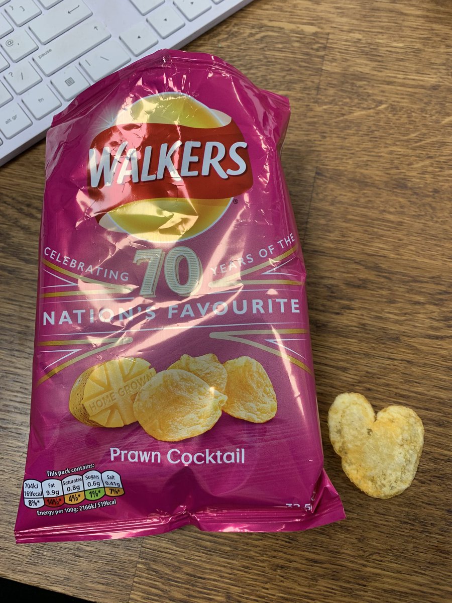 vanwagenuk's tweet photo. @walkers_crisps thanks for the ❤️ #walkers #crisps #love #lunchtime https://t.co/0RJMpDzl9t