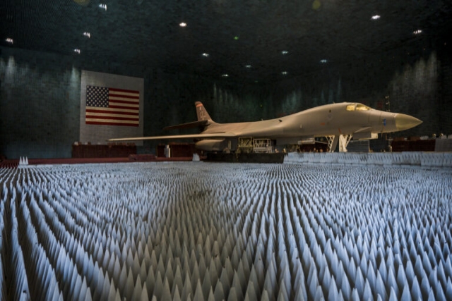DefenseMirror's tweet photo. #ElectronicWarfare #Lancer #ElectromagneticSpectrum: Huntington Ingalls to help U.S.A.F. Develop Electronic Warfare, Electronic Spectrum Capability https://t.co/g4S4KXtspM https://t.co/0ouTpHFvRV