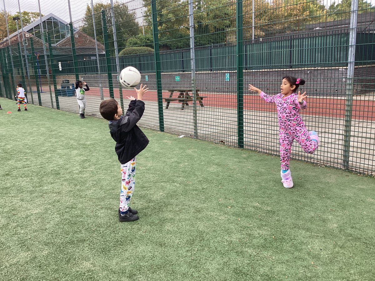 StSebastiansPrimary tweet media