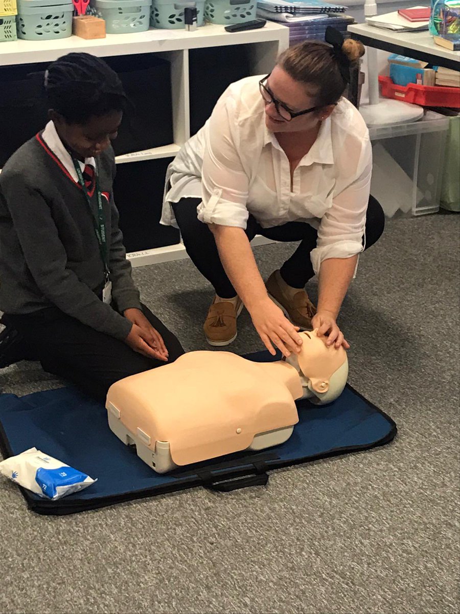 gorse_ruth's tweet photo. Our Year 7’s are learning essential first aid skills including CPR and how to dress wounds. What an incredible skill to have! #empowermentday #firstaid https://t.co/KiznyHRhnN