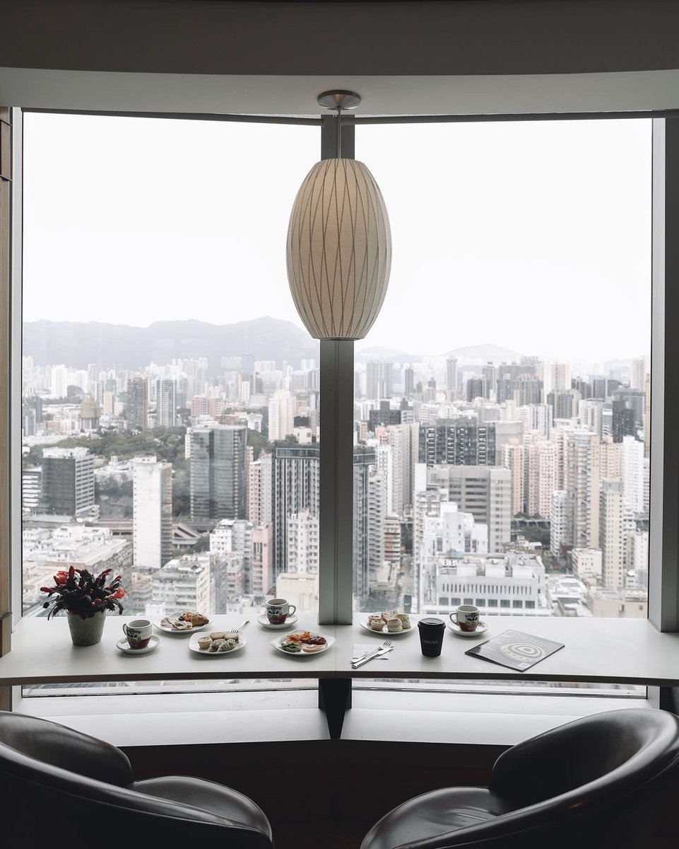 cordishk's tweet photo. Indulge in this breath taking panoramic view at Club Lounge and escape from the hustle and bustle of the city. 

📸: IG@_c.andre

#CordisHK #hkhotel #staycation #lounge #comfy #hongkongview #CordisFoodie #hkstaycation #hk #hkig #Mongkok #travel #travelgram #discoverhongkong https://t.co/X9nDB0BUA5