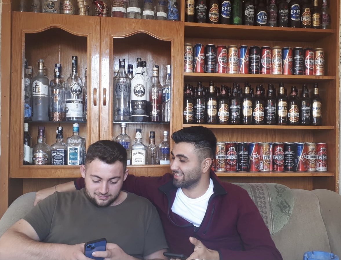 Yaratılmışları razı etmek için yaratılmadık.
