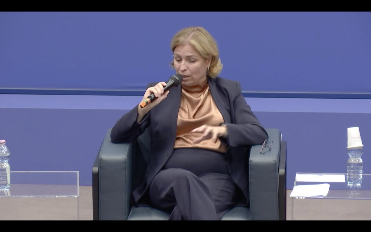 lucarallo's tweet photo. "Serve dialogo a livello internazionale per rispondere ai conflitti ed ai problemi del mondo: positivo che la società civile ha maggior coscienza" - @chiaraUNHCR, Rappresentante @UNHCRItalia
#INCNonProfitLab #PoveriNoi @RaiperilSociale
Live https://t.co/V3btraOtuX https://t.co/X6cxm1Xzhn