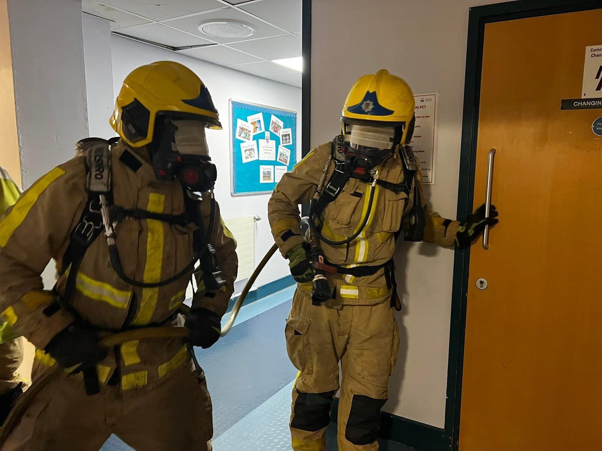 Drill night on Tuesday consisted on breathing apparatus. We would like to thank Cleobury Mortimer Sports Hall, for allowing us to use their facility to train, and familiarising ourselves with search procedures. 🚒
