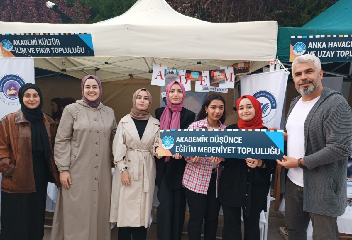 KonyaAdemNeu's tweet photo. 12-13 Ekim tarihlerinde üniversitemizde düzenlenen #UNİ101FEST te ADEM topluluğu olarak tanıtım standımızı açtık. 
Standımızı ziyaret eden başta kıymetli rektör hocamız Prof. Dr. @CemZorlu  olmak üzere herkese teşekkür ederiz, etkinliklerimizde görüşmek üzere. https://t.co/uPJfcOoed3
