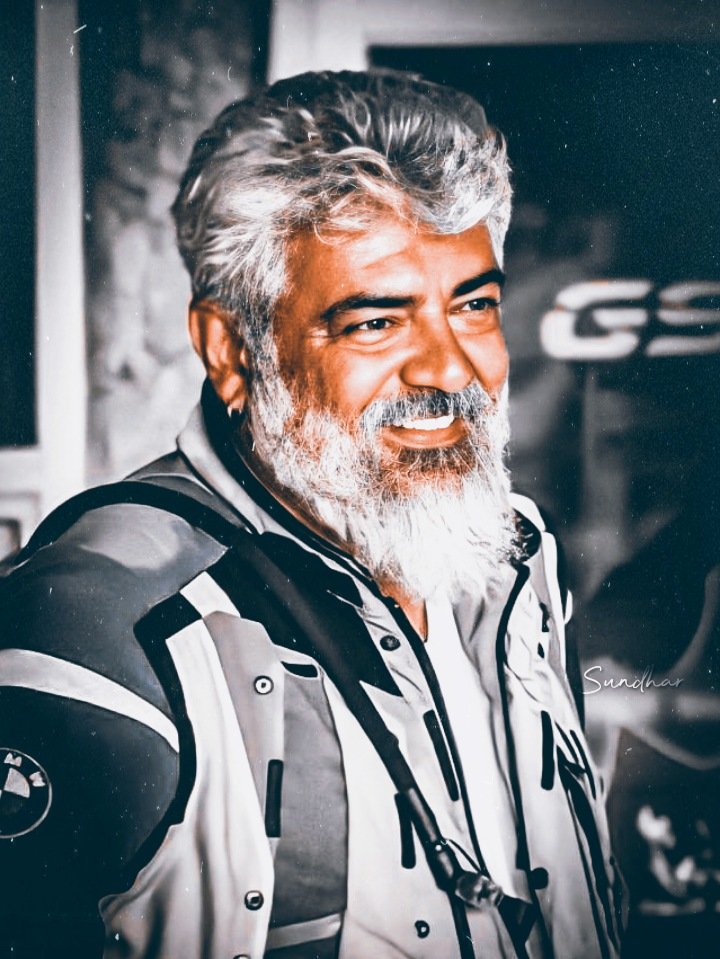 K_SundhaR_'s tweet photo. 🧡 Peace begins with a smile 🖤

                    😃😃😃 

#Thunivu #AjithKumar #Sundhar https://t.co/O7DWmN62N6