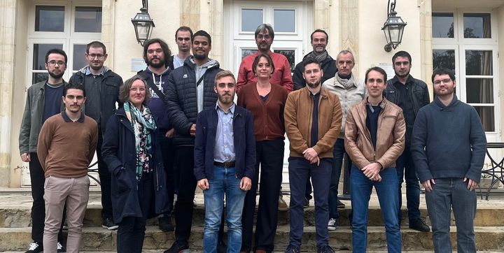 AppliDev' tweet media