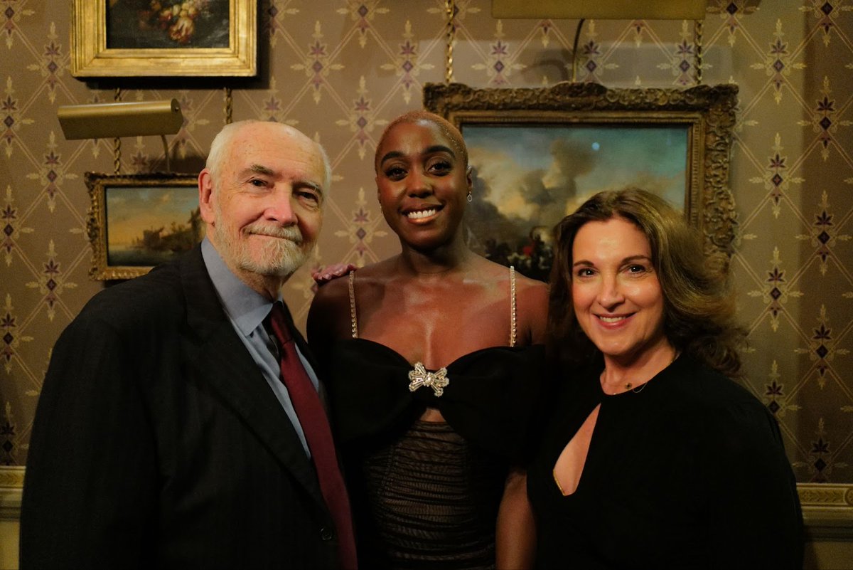 Nomi actress Lashana Lynch pictured with Bond producers Michael G. Wilson & Barbara Broccoli at The Sound of 007 In Concert at the Royal Albert Hall. #60yearsofBond Watch now on @primevideouk. amazon.co.uk/Sound-007-Live…