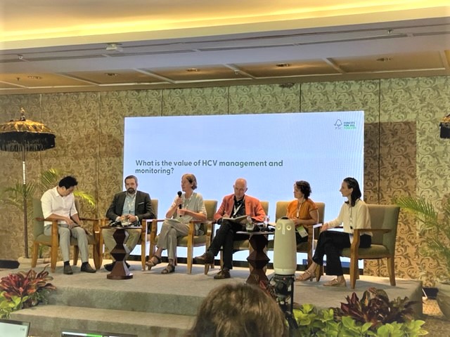 SACertForestry's tweet photo. Today at the FSC General Assembly, our Director of Forestry Meriel Robson speaks about the strategies used to address High Conservation Value (HCV) management for the benefit of nature and people. #FSCGA22. https://t.co/LGf6qUjaUb