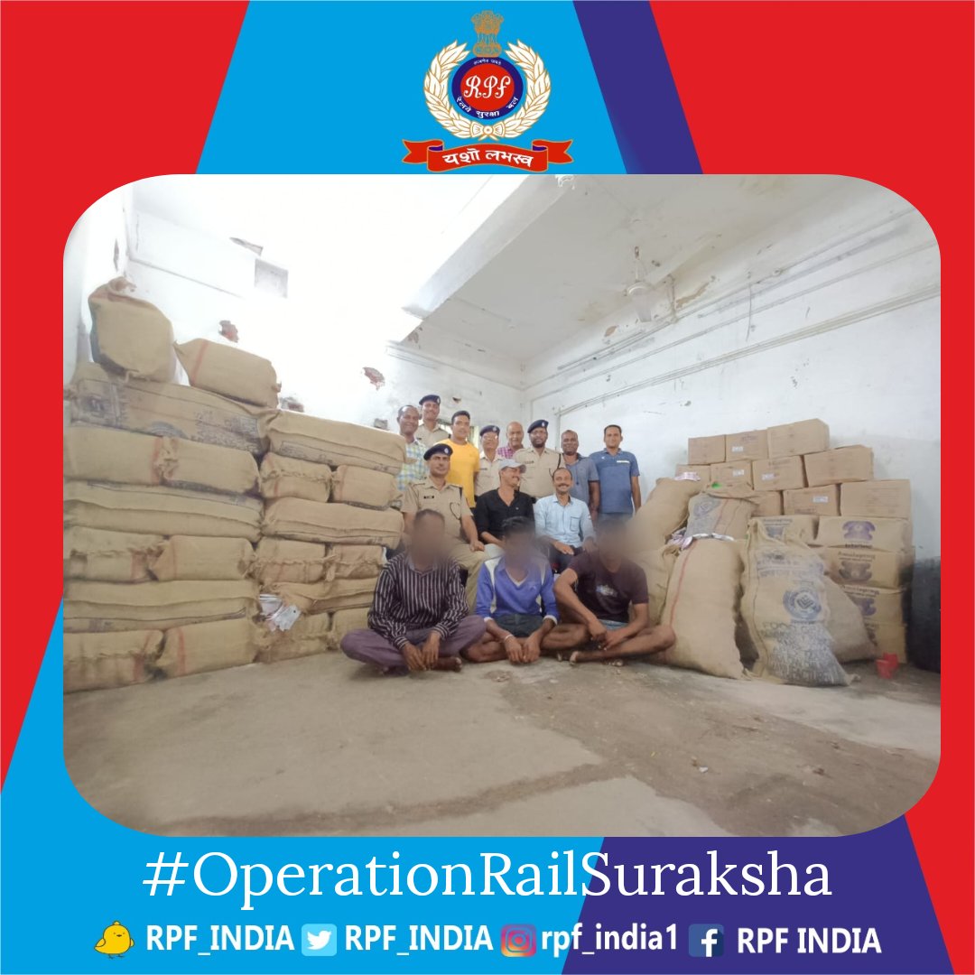 RPF_INDIA's tweet image. #FightingRailCrimes 
Acting on a tip off, @rpfserckp conducted raid and nabbed 03 with recovery of stolen property booked for transportation worth Rs. 4.3 lakhs.
Property entrusted by you to Railway will be safe under our watch. 
#OperationRailSuraksha
#SentinelsOnRail @rpfser