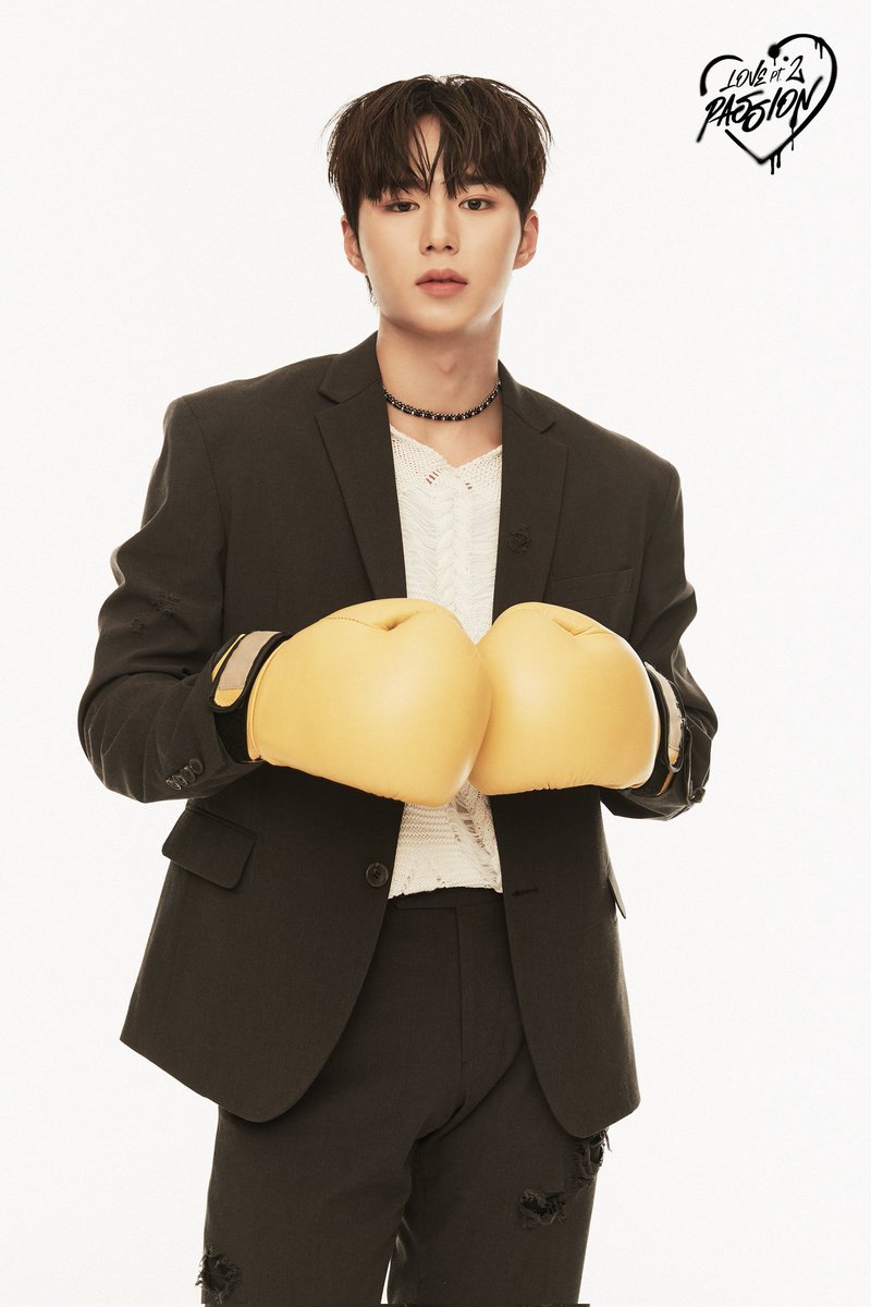 dimdonghan's tweet photo. He might look soft on the outside, but he could be fierce as well. He will do anything to protect his loved ones. Unveiling the second concept photo of Junseo through Gain of love. https://t.co/d3rFICKDlG
