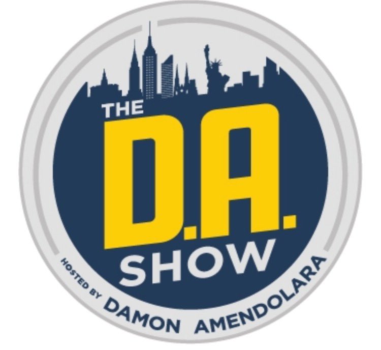 ☀️Friday show: 7a ET: Wink v. Lamar 7:20: Up the Gut 8: Bama/Tennessee 8:20: @MartinJarmond, UCLA AD 8:40: Wizard of Odds 🪄 9: Chiefs/Bills 9:20: @ConorOrr, MMQB 💻: YouTube: is.gd/6Ee89 📺: WatchDA.com 📻: @CBSSportsRadio 📡: SiriusXM 158 📱: Audacy app