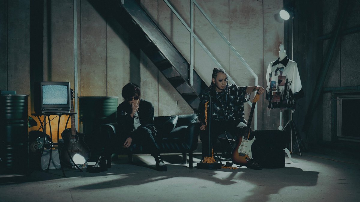 DRAMAticEND__'s tweet photo. 🔲 新アーテイスト写真＋MVティザー公開！

前回リツイート企画達成ご協力誠にありがとうございました✨

続いてリツイート企画第二弾発動‼

この投稿の”RT＋いいね”合計が151以上達成で「Karma」MV FULL 公開‼️

2022.10.19「Karma」
各音楽配信サイトよりrelease‼️
https://t.co/1mxKnY4U7b https://t.co/RBQSgsc2GA
