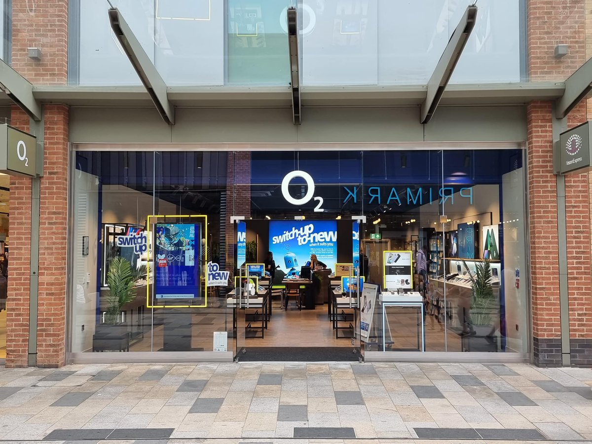 O2Careers's tweet photo. Come join us and help us be the best retail team in the UK. We are looking for a 16 hr  and 38 hr advisor to come join #TeamO2 in Bracknell. Apply today and see what you can do.

➡️https://t.co/kMZZChSK4g

#O2Jobs https://t.co/80iNGrUGMu