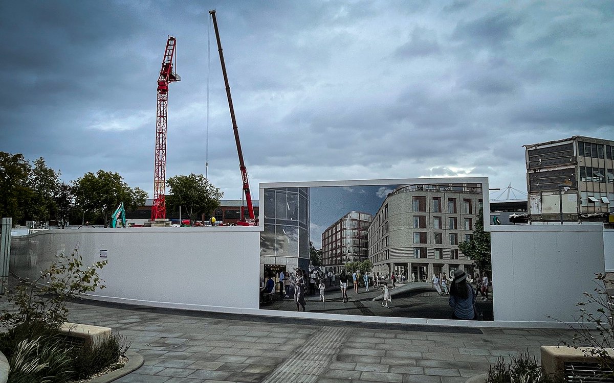 kierconstruct's tweet photo. New additions to the Gloucester skyline! A significant milestone for the Forum team, captured on camera by Project Manager Nick Austin! 

#towercranes #forumdigital #loveconstruction @GloucesterCity https://t.co/APutEASkV5