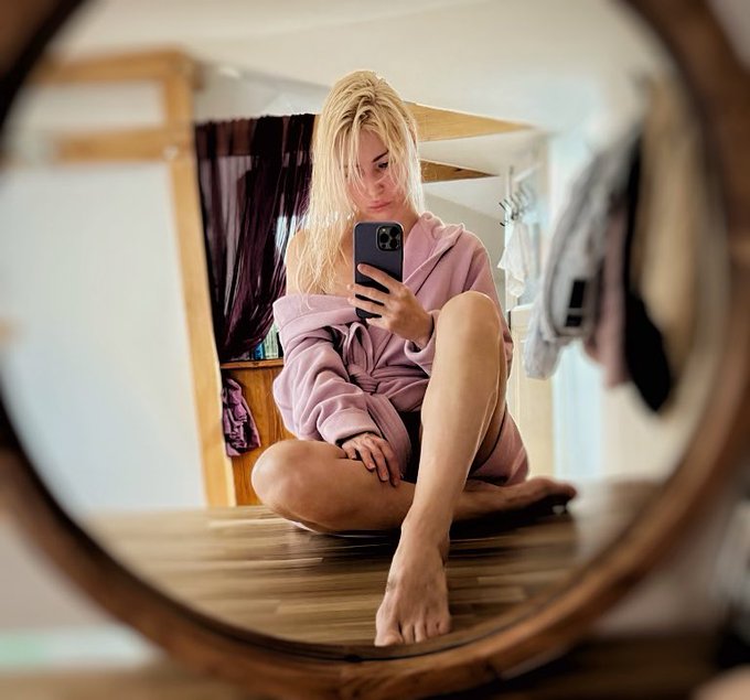 XxSoVi’s pics and videos