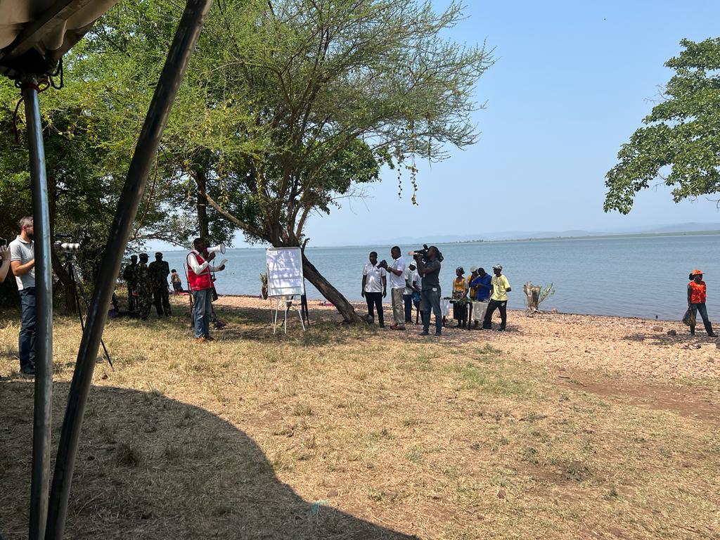 CIMAFoundation's tweet photo. The #IDRRDay continues with @HeadUNDRR: together with @_AfricanUnion representatives we are visiting our #CENOE/INGC partners at the Operational Centre for Integrating Risk Data, where #myDewetra is running at the Operational Centre for Integrating Risk Data #EarlyWarningForAll https://t.co/LafzLL7GDA