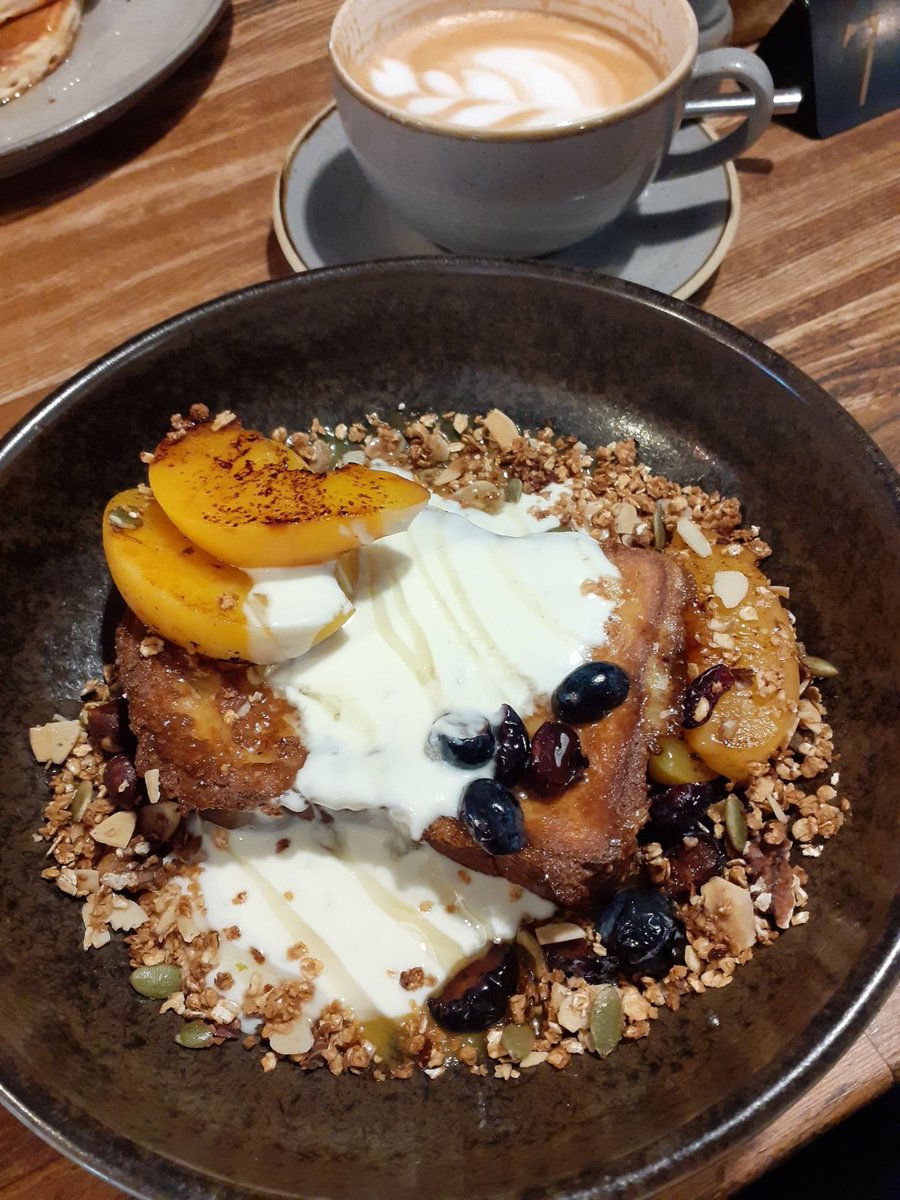 Taste bud sensation this morning at The Dairy with peach, granola & pickled blueberries on french toast brioche. Great company too! #thedairy #breakfast #fridayvibes #newfriends #breakfastwithfriends
