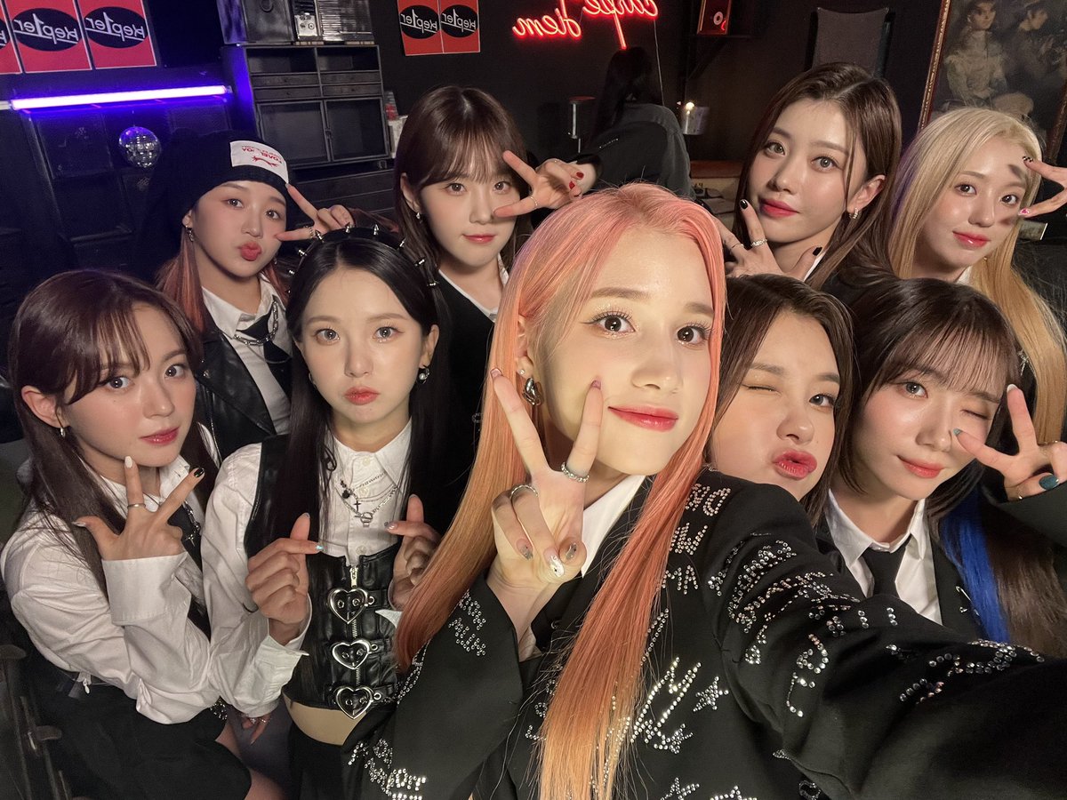 the first day of troubleshooters who became heroes in the midst of this chaos has been completed. the world seems to be fresh again although not completely improved. have a good rest, kep1ian! we will meet again tomorrow!