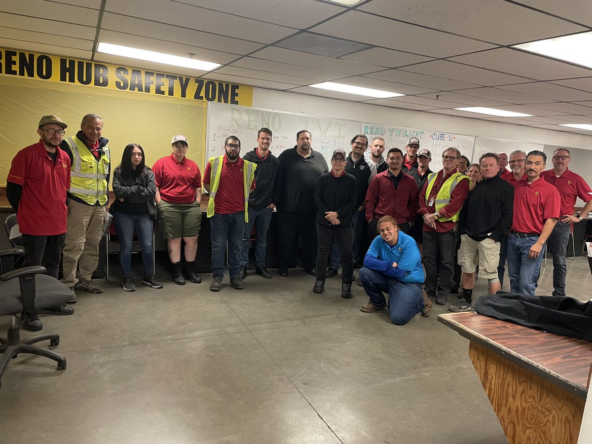DanielleBB_ups's tweet photo. Reno preload Friday focus group meeting. Time management was the topic today. How do you spend your minutes? We are excited about the new hourly and management additions to the Reno family. https://t.co/ABOMQhX36x