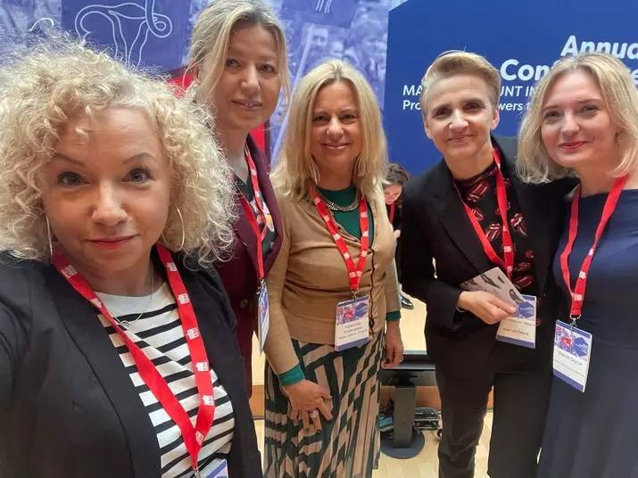 FEDERApl's tweet photo. (1/3) Wczoraj Urszula Grycuk, koordynatorka ds. rzecznictwa międzynarodowego #FEDERA, brała udział w panelu dyskusyjnym @PES_Women w Berlinie. Spotkanie odbywało się pod hasłem #MakeHerCount in the times of crisis 💪 https://t.co/0BU9fh3qQ9