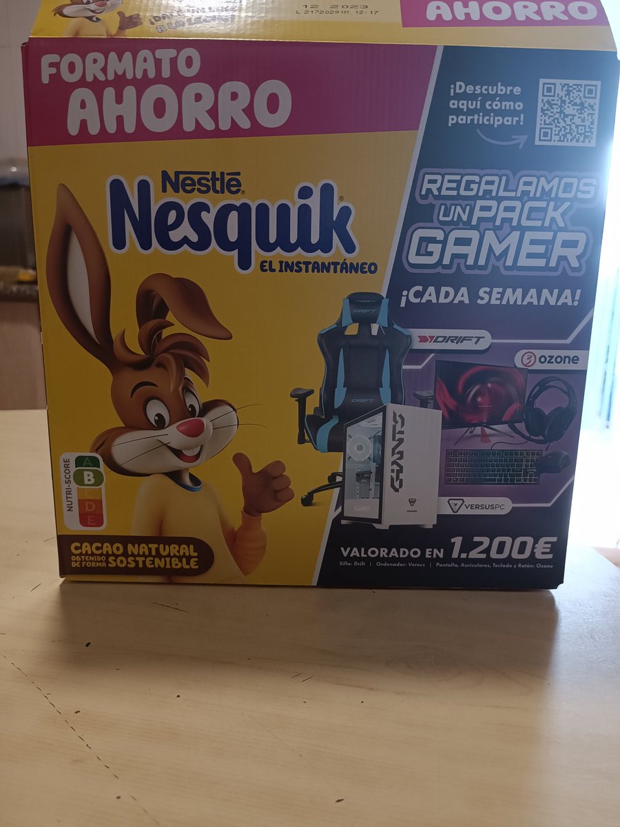Ruby42560473's tweet photo. @NesquikGaming Se me acaba el tiempo para hacer a la gente feliz, viendo cómo sufro mientras juego. #PackGamerNesquik https://t.co/dGSQGALvip