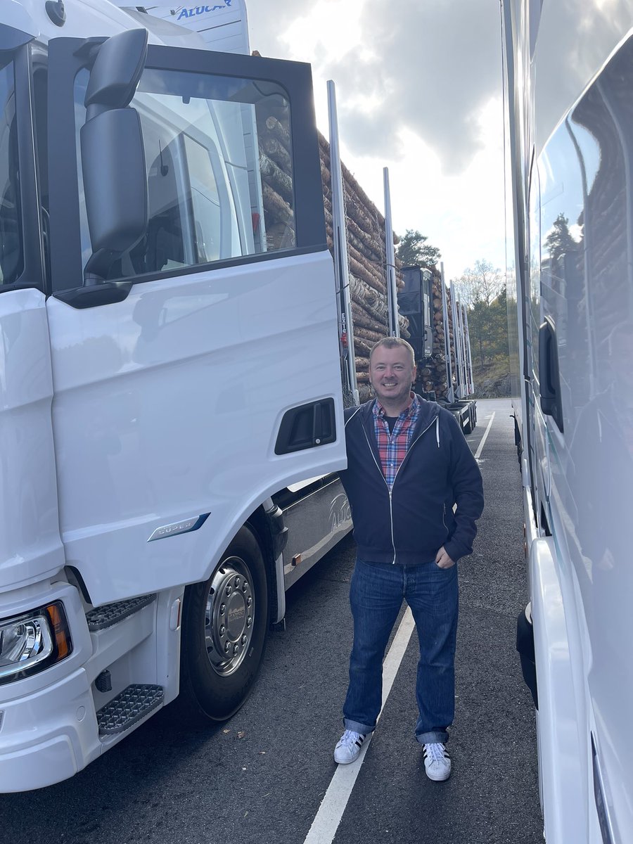 ChrisYarsley's tweet photo. Just visited Scania’s demo centre to try out their range of diesel, hybrid and fully electric vehicles on behalf of @LogisticsUKNews Many thanks for organising this! Was very educational but also a great deal of fun! https://t.co/TiLpDVekkO