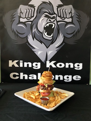 MonkeyMorning's tweet photo. #biketoberfest Come on in for some great food and drinks! #daytonabeach #goodeats #kingkongfoodiechallengr https://t.co/B7yXVKtpAc