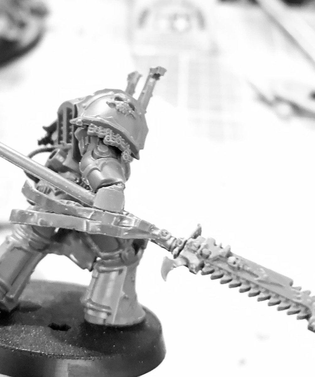 biohazardcraig's tweet photo. Since Chaos Space Marines have the Accursed weapon rules now I wanted to work on a unit of Glaive terminators. Wanted to build these for a while. Unsure if I’ll add a combi Bolter like the Grey Knights or just run as is. #chaosterminators #worldeaters #khorne #redbutchers https://t.co/R7SqcmrIfs