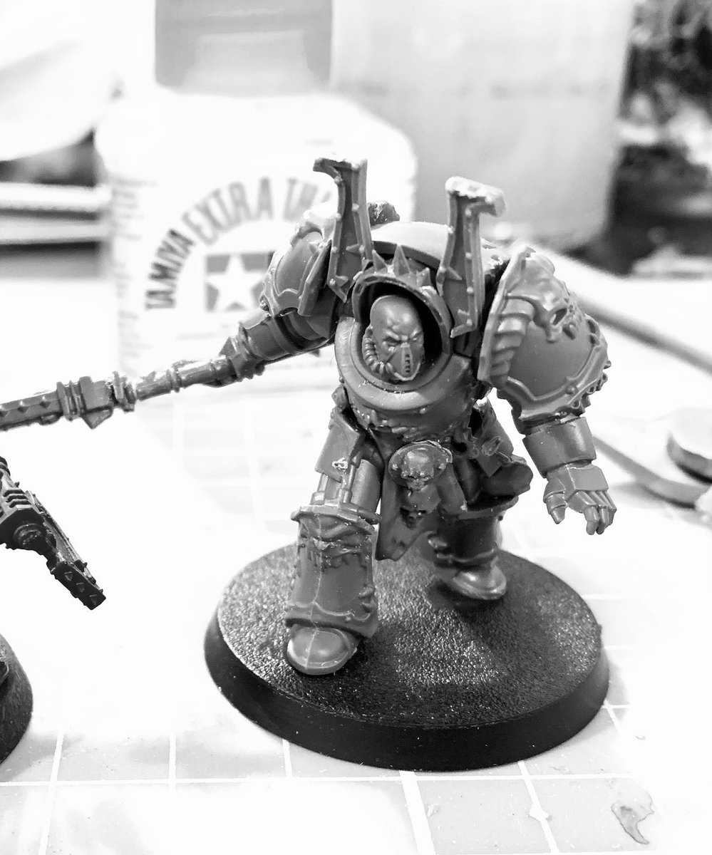 biohazardcraig's tweet photo. Since Chaos Space Marines have the Accursed weapon rules now I wanted to work on a unit of Glaive terminators. Wanted to build these for a while. Unsure if I’ll add a combi Bolter like the Grey Knights or just run as is. #chaosterminators #worldeaters #khorne #redbutchers https://t.co/R7SqcmrIfs