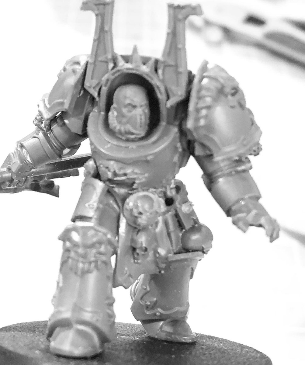biohazardcraig's tweet photo. Since Chaos Space Marines have the Accursed weapon rules now I wanted to work on a unit of Glaive terminators. Wanted to build these for a while. Unsure if I’ll add a combi Bolter like the Grey Knights or just run as is. #chaosterminators #worldeaters #khorne #redbutchers https://t.co/R7SqcmrIfs