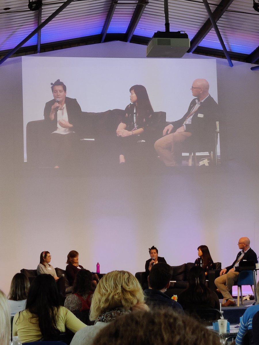 sabinaaiuto1's tweet photo. What a fantastic diverse panel, from a range of professions in different stages of their careers talking about how leadership means all of us! #AHPsDay #elevatingAHPs https://t.co/KMS4vtB0XD