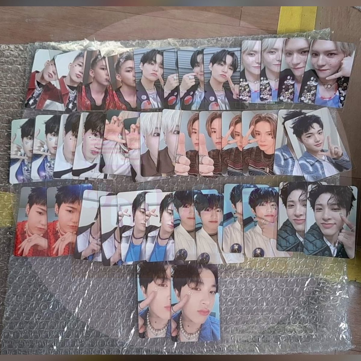 wrapsify2021's tweet photo. Hello, may interested ba dito? How much is your budget? 😉

Treasure The Second Step Chapter Two Ktown4u POB https://t.co/5PNPUldgFb