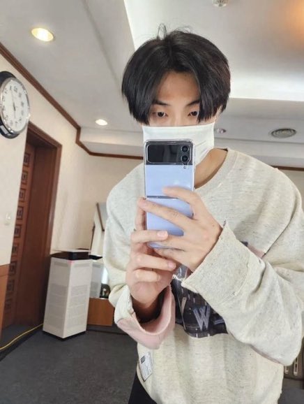 _deaRM_'s tweet photo. 후엥 보고픈 아가 https://t.co/Qygax7tRLv