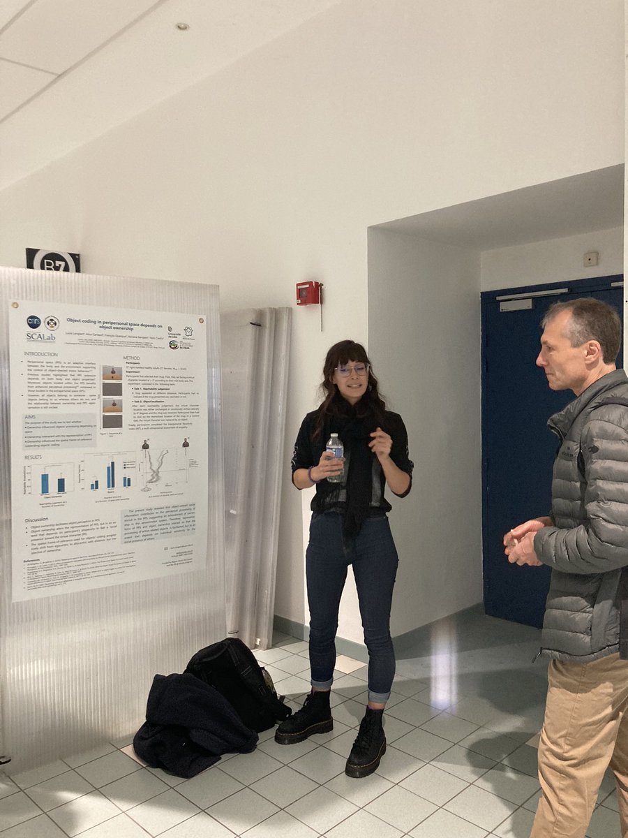 FR_SCV's tweet photo. Présentation de Lucie Lenglart de son travail de thèse sur l’ownership des objets réalisé à #Scalab et @FR_SCV lors de la journée interdisciplinaire de la Formation Graduée IKS de @RechercheUlille. https://t.co/0AddPEqyVn