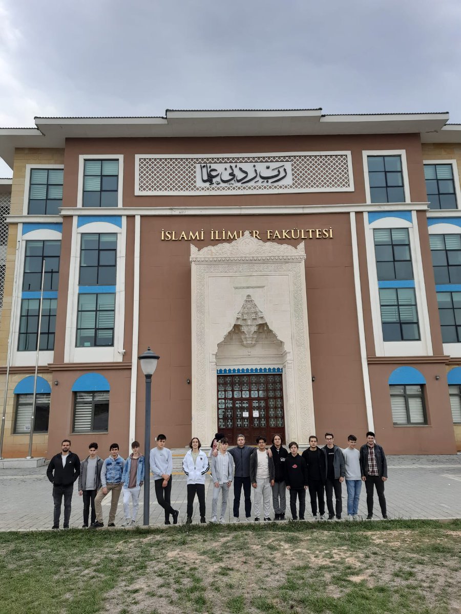 Dumlupınar Üniversitesi Gezimiz. Dumlupınar Üniversitesi Yönetici ve öğretmenlerine öğrencilerimize rehberlik ettikleri için teşekkür ederiz. <a href="/mehmetnezirg/">mehmet nezir gül</a> <a href="/BasyigitHasann/">Hasan BAŞYİĞİT</a> <a href="/zorlubey1962/">mehmet şirikçi</a> <a href="/kutahyamem/">Kütahya İl Millî Eğitim Müdürlüğü</a> <a href="/meb_dinogretimi/">MEB Din Öğretimi Genel Müdürlüğü</a>