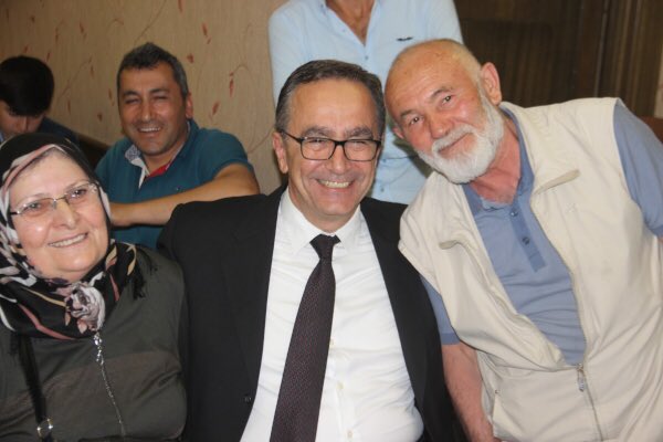 ustunezerfan's tweet photo. "Her kim bir canı kurtarırsa bütün insanları kurtarmış gibi olur." Maide32

Allah razı olsun @ustunezer hocamızdan 🙏 https://t.co/lQR3RYEjP6