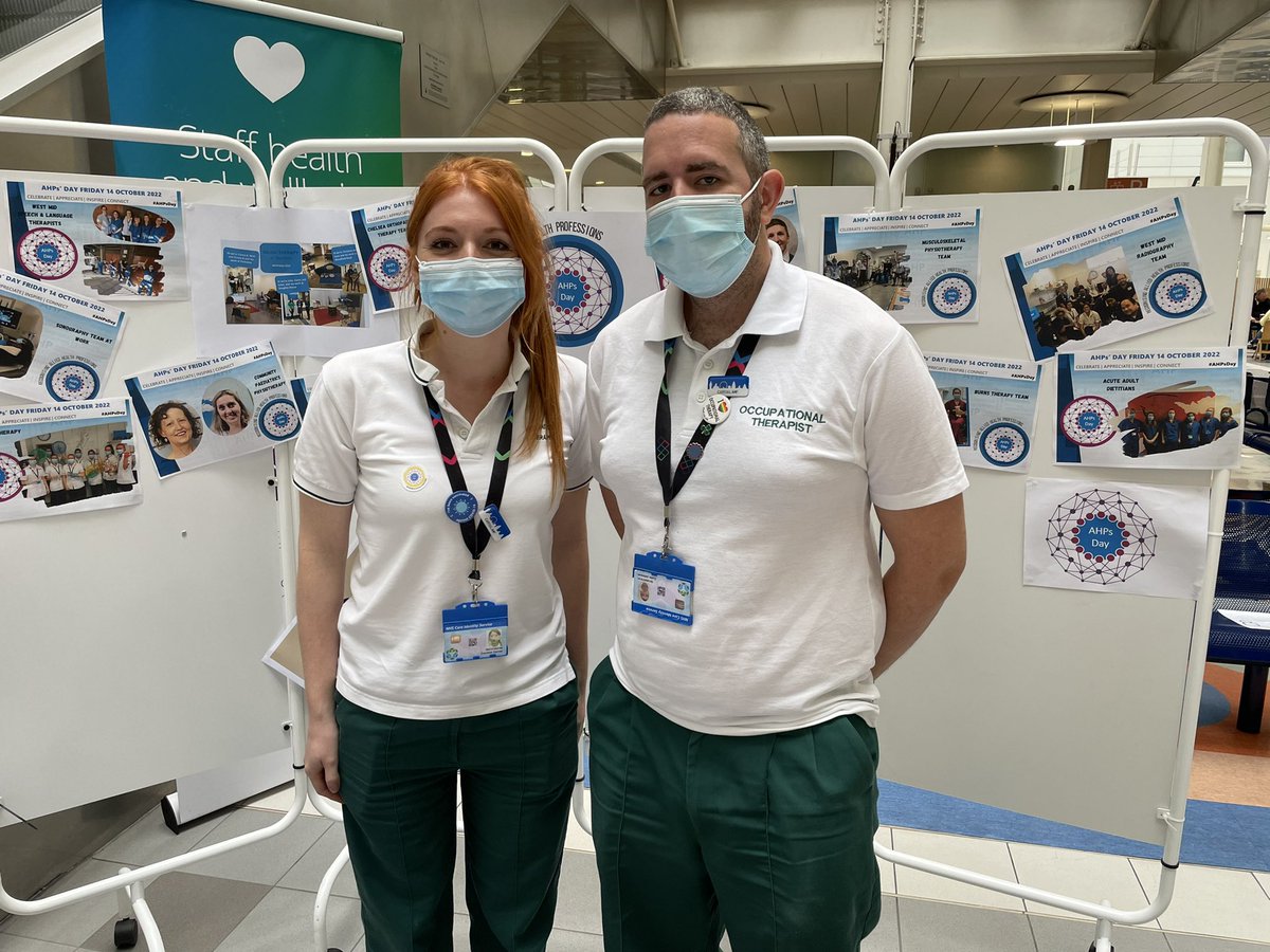 Great to see Caroline and Colm from the T&O Therapy Team @ChelwestFT in the atrium today. Happy #AHPsDay2022 @ChelWestTherapy @ChelwestPCD @ChelwestEIC @LesleyWattsCEO @BleasdaleRob @RDH1974 @DCNchelwest @nicolarose66 @londonahps @FranksCrosby @CarlileA @Jo_Aguilar_