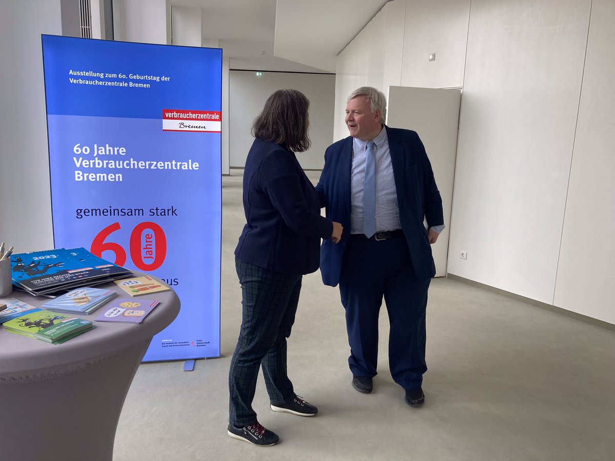 VZHB's tweet photo. Spannender Austausch gestern in der @HBBuergerschaft. Themen: #Energiekrise, 60 Jahre Verbraucherzentrale #Bremen und mehr! #Verbraucherschutz https://t.co/s17GfqIn4B