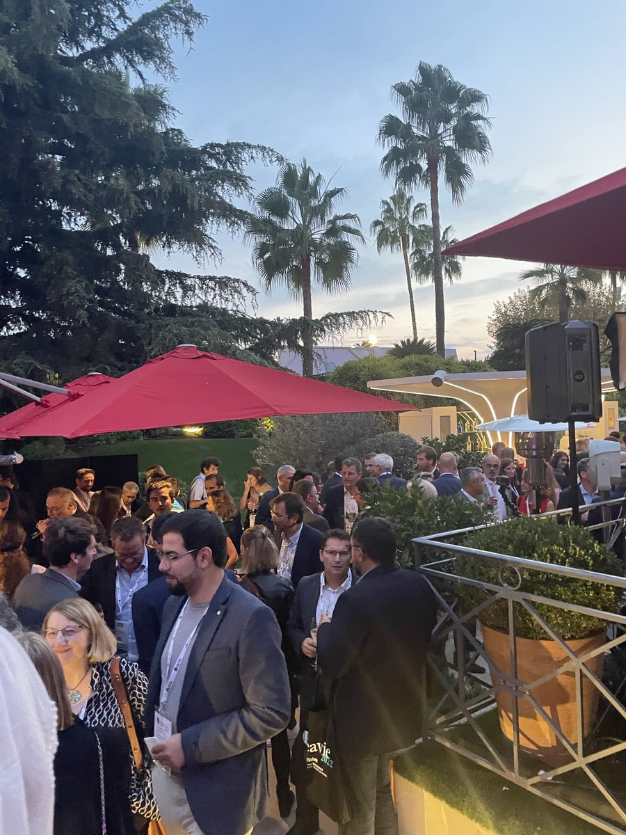 Le congrès #reavie2022 touche à sa fin ! Un grand merci à l’ensemble des congressistes pour votre présence. A l’année prochaine pour une nouvelle édition !