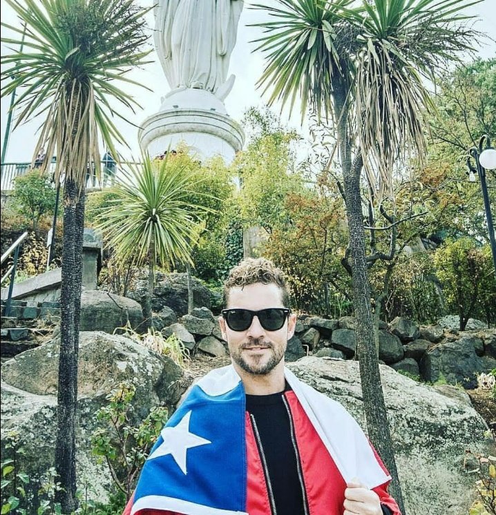 Su_Poar_4's tweet photo. Buenos días @RadioDisneyLA #DisneyCh #DisneyChile me gustaría escuchar #TúMeDelatas 🦋 de @davidbisbal saludos 🎤 🇨🇱 💙 🎶 #SiempreContigo https://t.co/mTA5RCiVcl