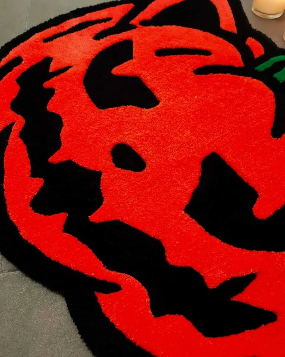 LeStudio2A's tweet photo. Bien le bonjour ! 
.
Pour Halloween on c'est fait un petit tapis pour la déco 🙂 
.
Un petit chat-trouille 🎃

#Halloween2022 #cats #pumpkins https://t.co/pEXPNpdBjR