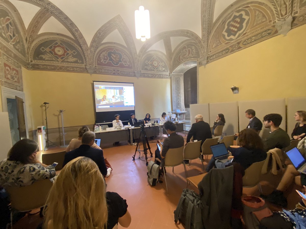 AllegraSalvini's tweet photo. Second Day of @EUI_EU Conference of Ruling Eu External borders… Very interesting presentations on #digitalisation and #automation by @AmandaMusco, rule of law, accountability and on #informalisation of externalised borders by @ProfMorenoLax https://t.co/W4m0h5rRWW